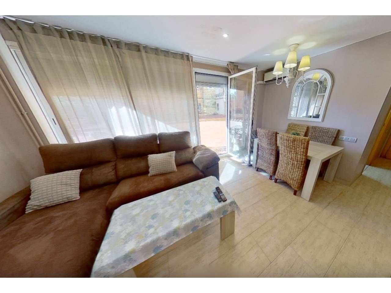 Pis en venda a Cantabria, La Verneda i la Pau