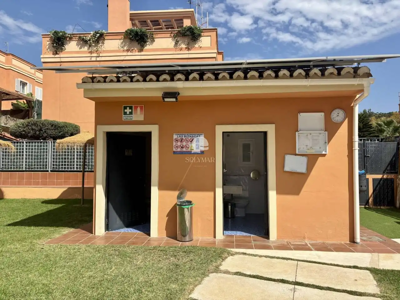 Außenansicht von Einfamilien-Reihenhaus zur Miete in Vélez-Málaga mit Klimaanlage, Terrasse und Möbliert