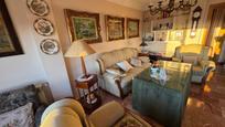 Living room of Flat for sale in  Granada Capital