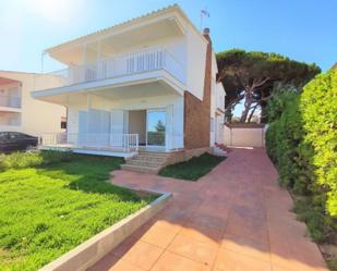 Jardí de Casa adosada de lloguer en El Vendrell amb Aire condicionat, Calefacció i Jardí privat