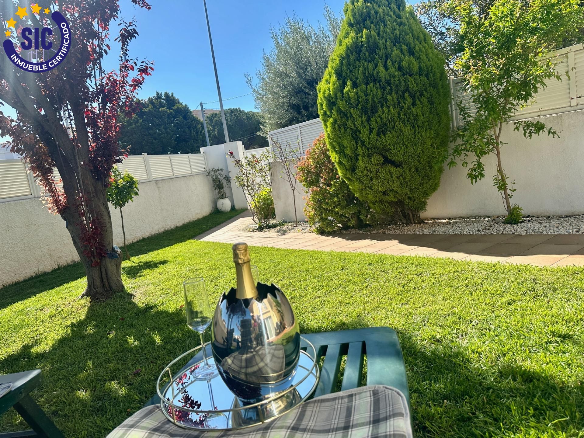 Jardí de Casa o xalet en venda en Benicasim / Benicàssim amb Aire condicionat, Jardí privat i Parquet