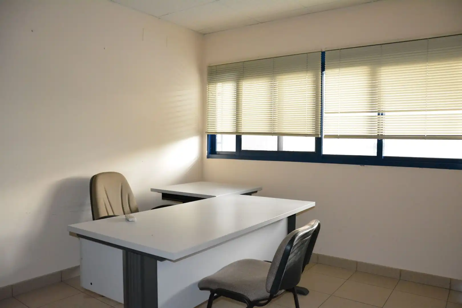 Business premises for sale in Profesor Tierno Galván, imagen 11