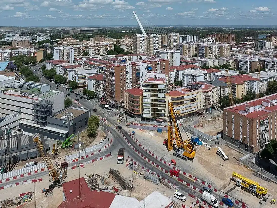 Vista exterior de Piso en venta en  Sevilla Capital con Aire acondicionado