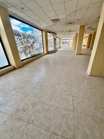 Local comercial en Alquiler en Calle Miguel Hernández, 106D en San Pedro