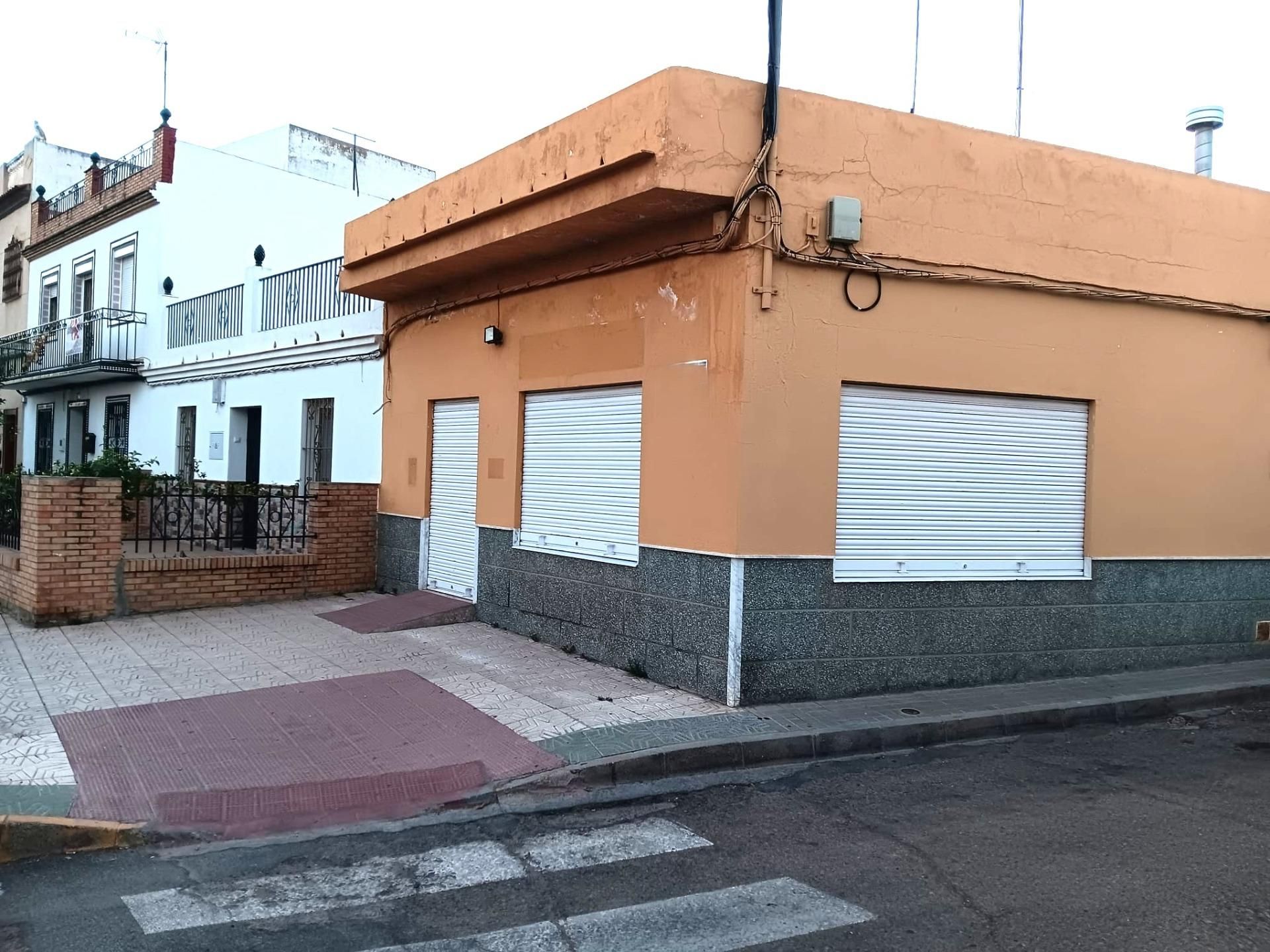 Premises to rent in Guillena pueblo, Guillena