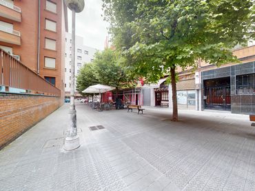 Local comercial en venta en Francisco Durrio Eskultorearen Kalea