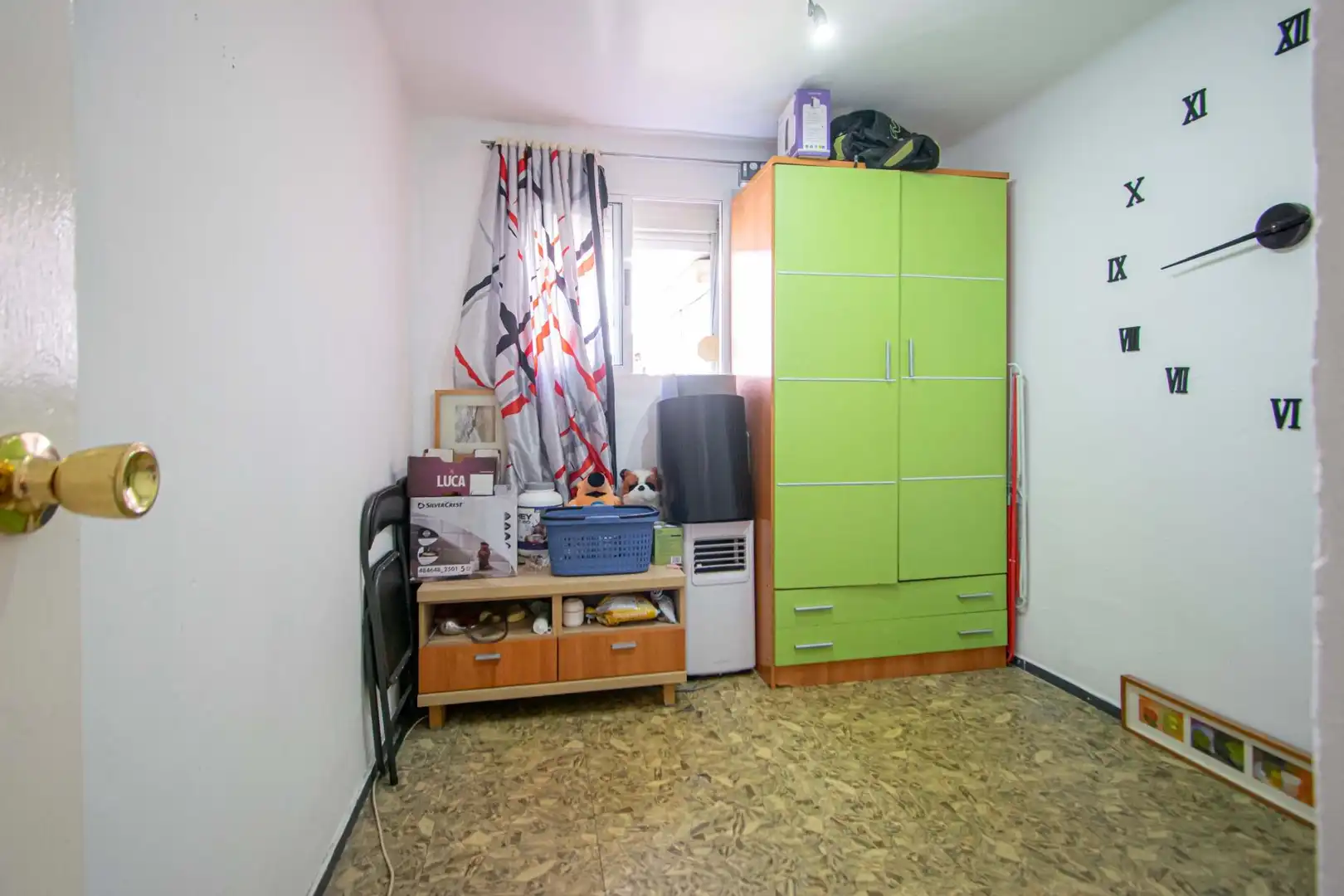 Bedroom of Flat for sale in Sevilla  with Air Conditioner and Heating