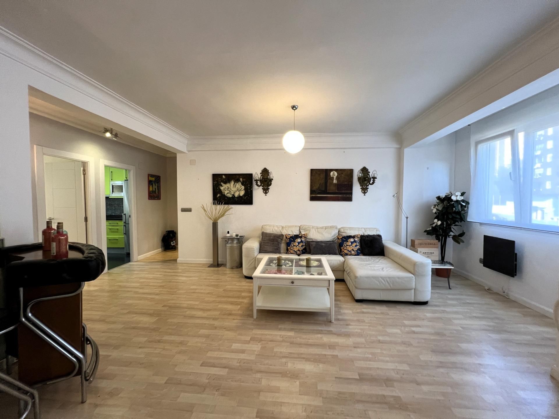 Sala de estar de Piso en venta en Santander con Calefacción y Trastero