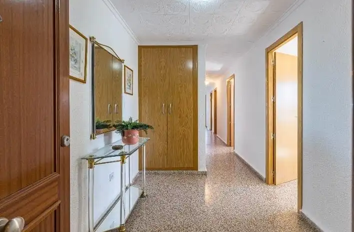 Apartamento en venta en Torrevieja con Terraza y Amueblado
