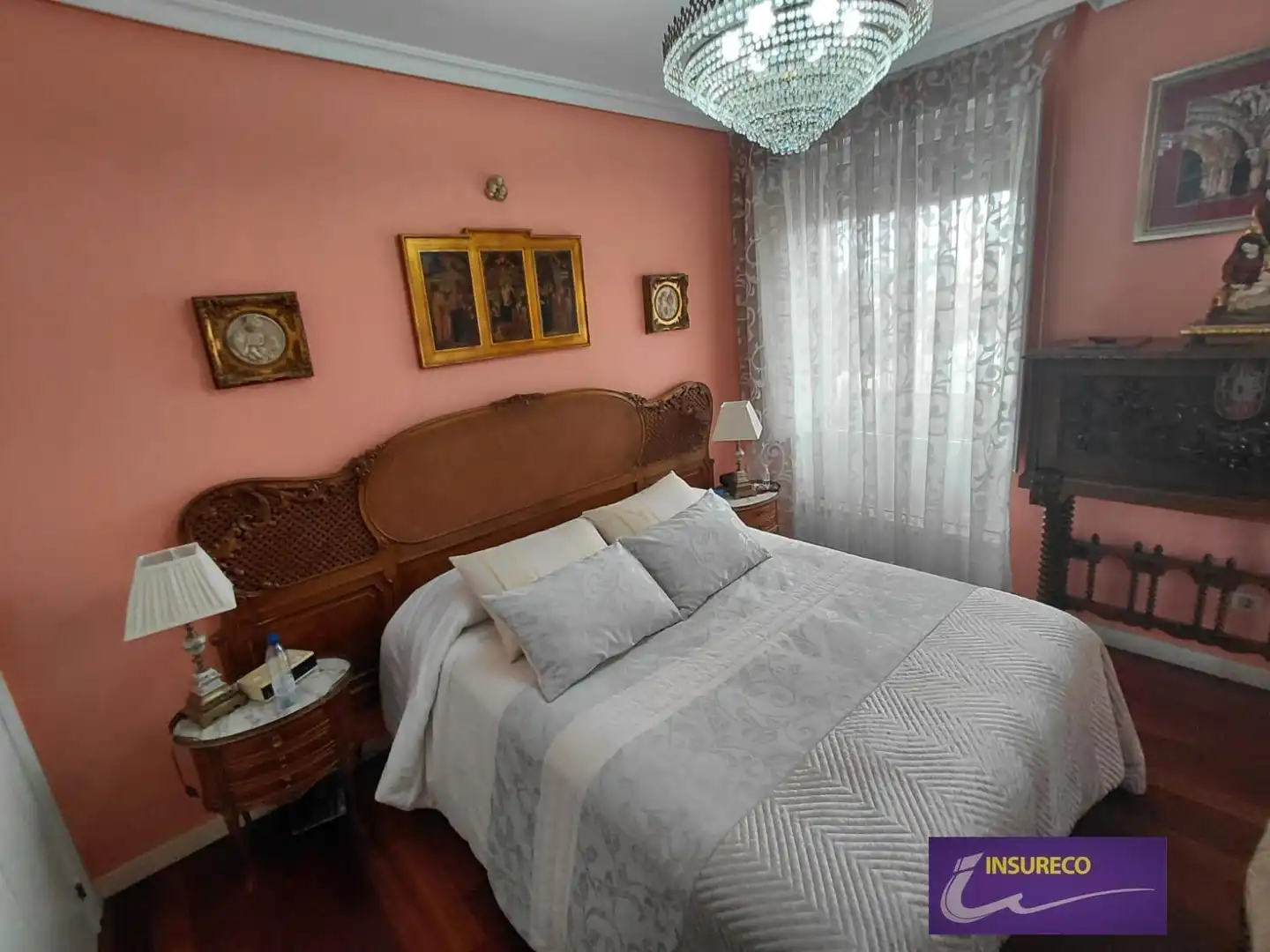 Habitación de Ático en venta en León Capital  con Calefacción, Terraza y Amueblado