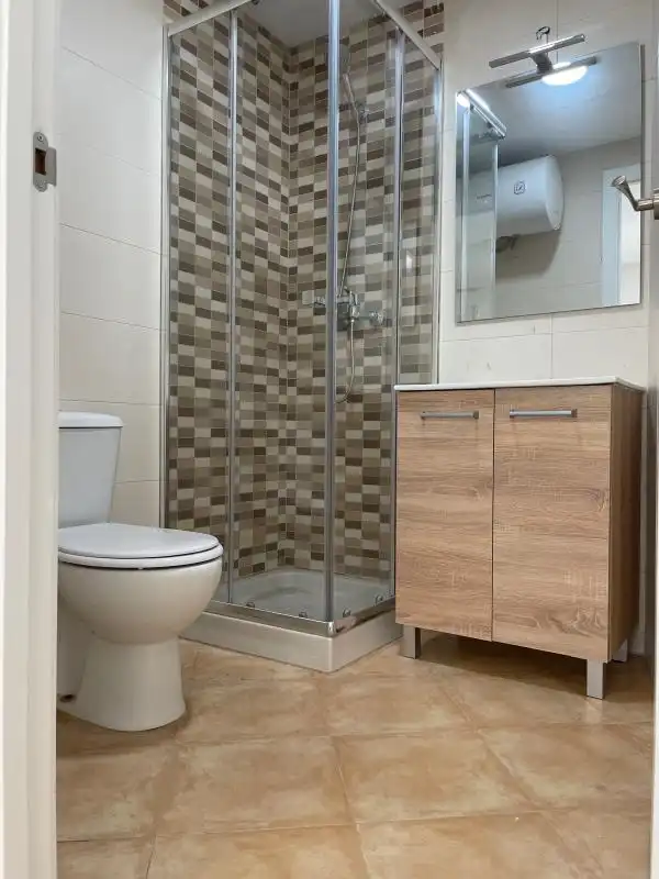 Badezimmer von Gebäude zur Miete in Málaga