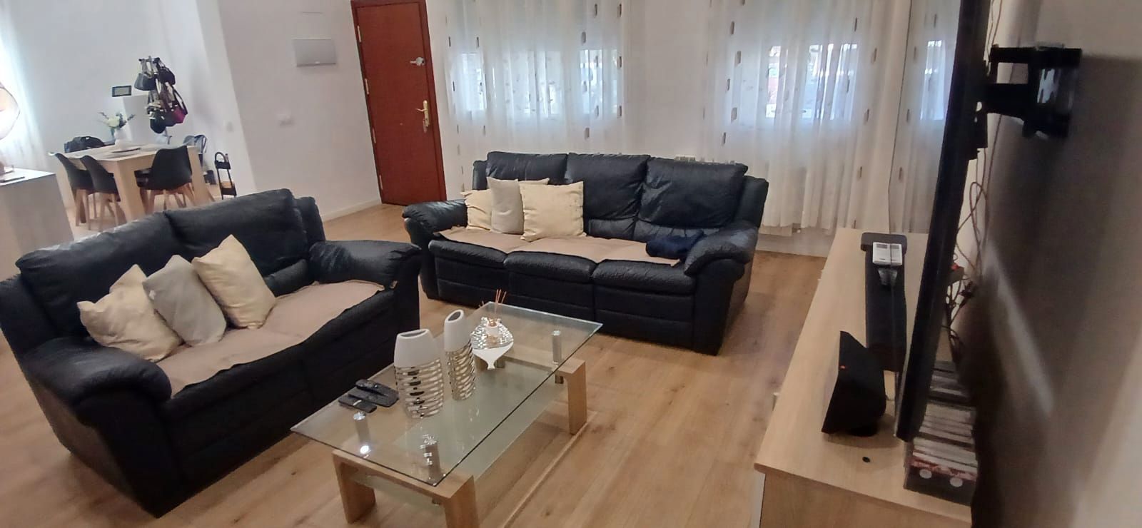 Living room of Flat for sale in  Madrid Capital  with Heating, Oven and Internet