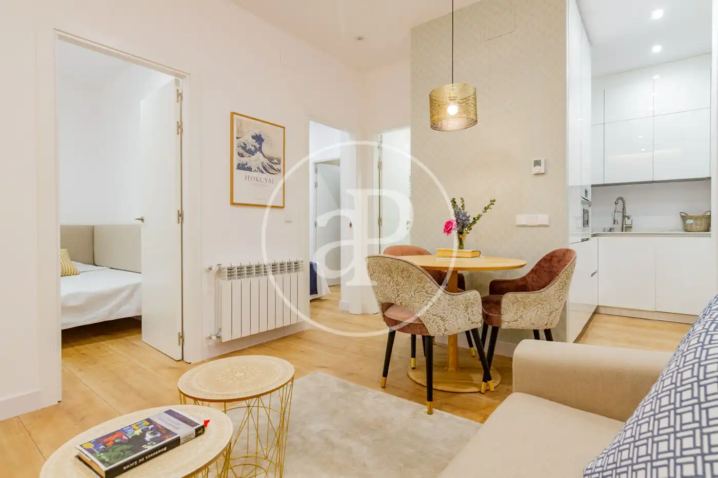 Living room of Flat for rent in Madrid  with Air Conditioner, Heating and Furnished