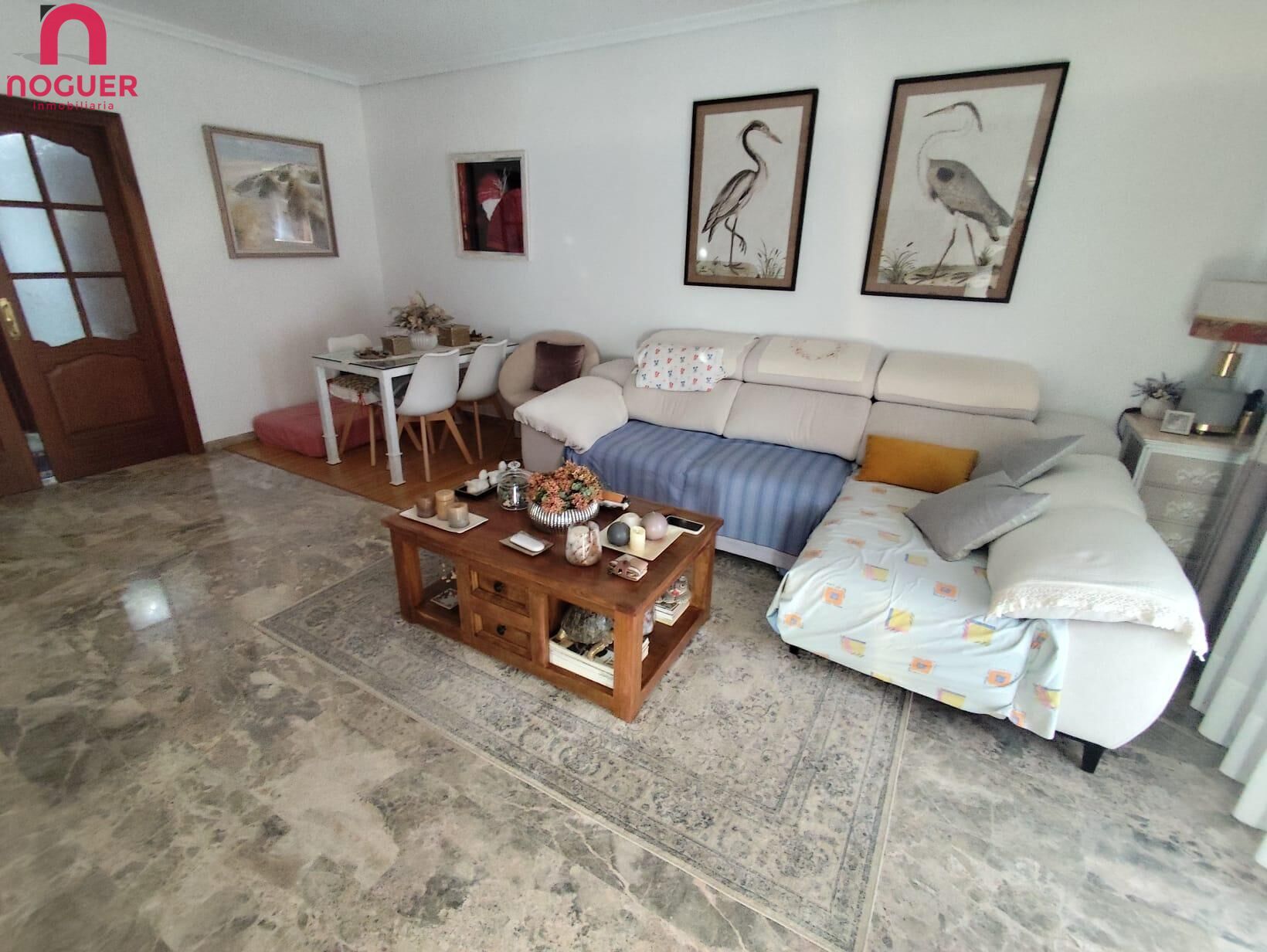Sala d'estar de Pis en venda en  Córdoba Capital amb Aire condicionat, Calefacció i Terrassa