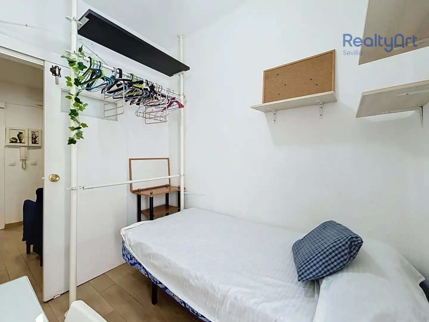 Habitación de Piso en venta en Sevilla