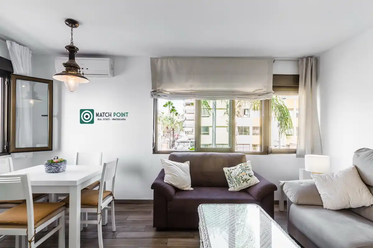 Wohnzimmer von Wohnung zur Miete in Almuñécar mit Möbliert