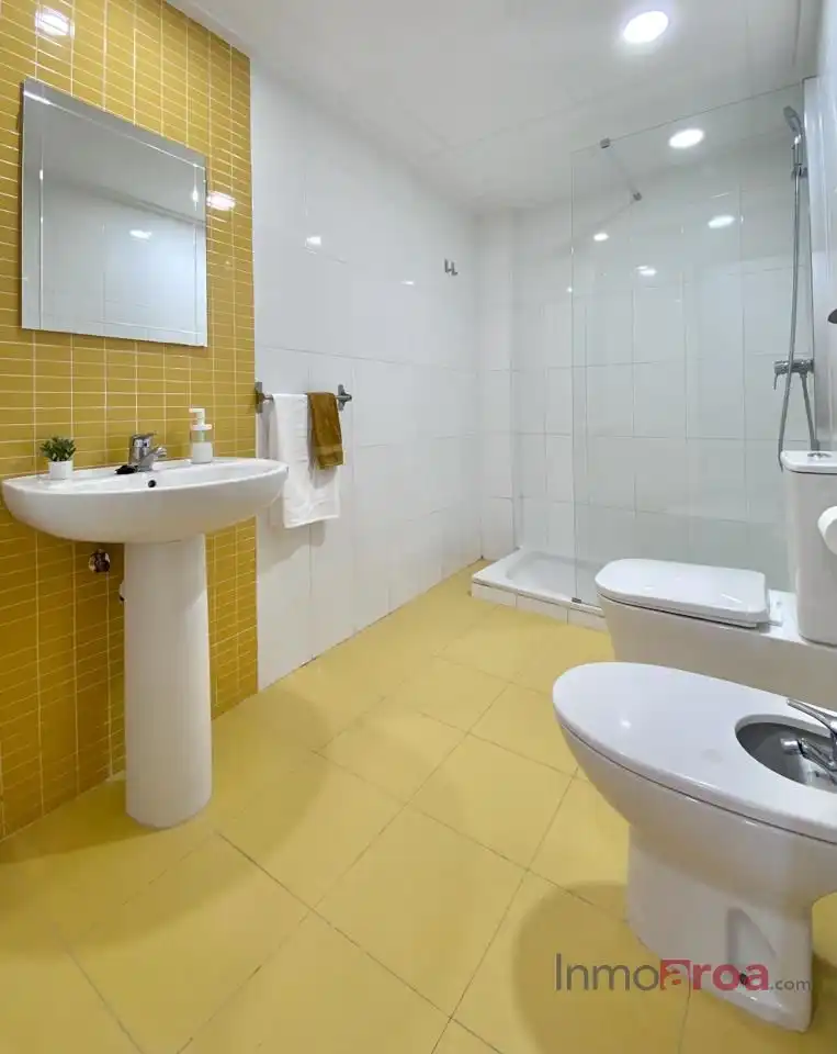 Badezimmer von Maisonette zum Verkauf in Puçol mit Klimaanlage, Heizung und Terrasse