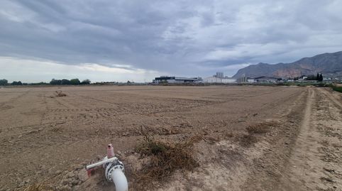 Venta de Terreno con muchas posibilidades.