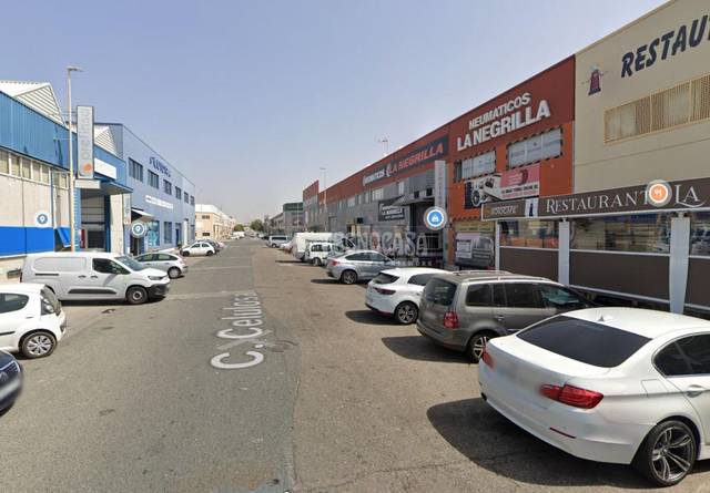 Local comercial en Venta en Palmete