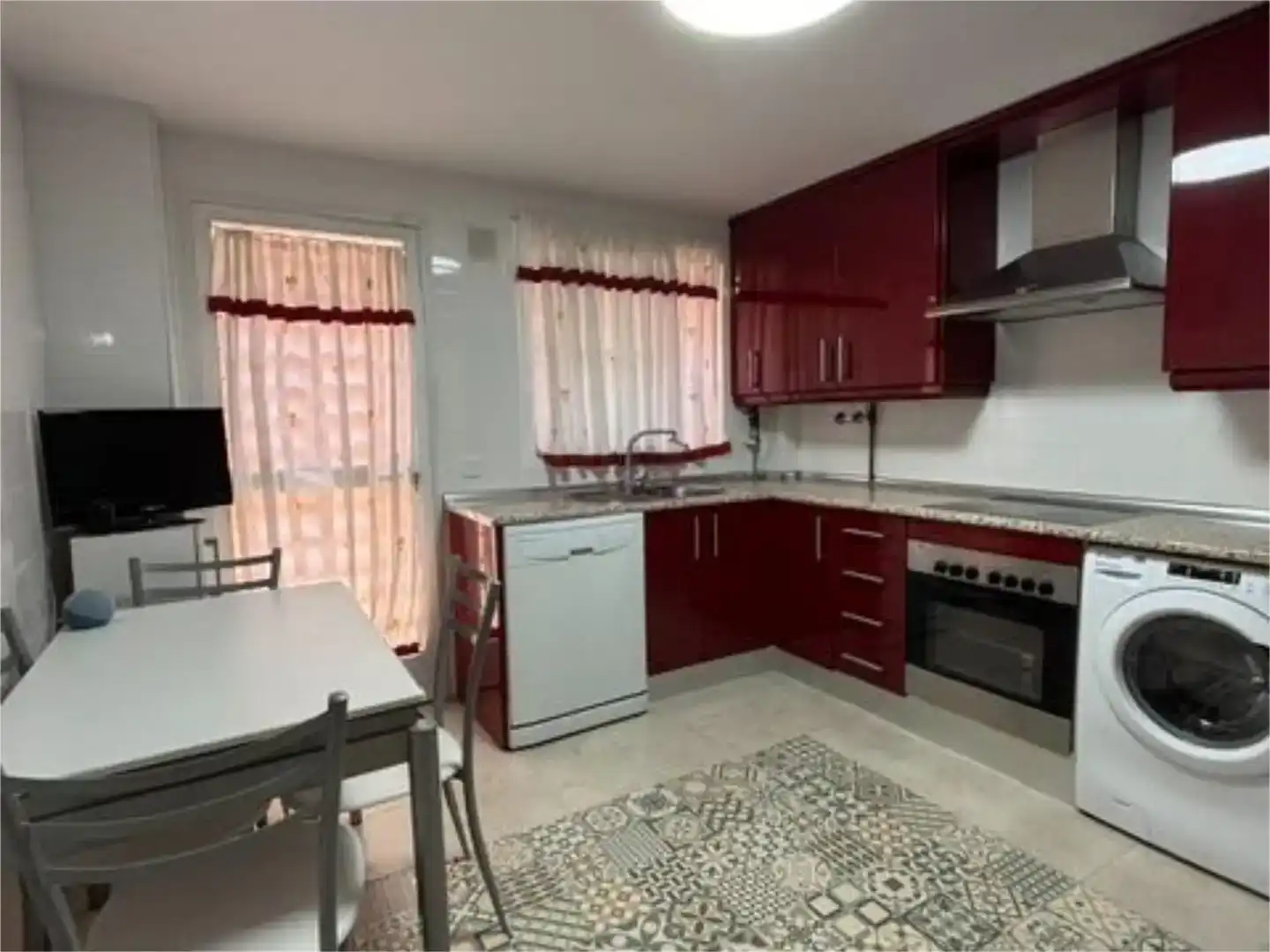 Cuina de Casa o xalet en venda en Tomares amb Aire condicionat i Balcó