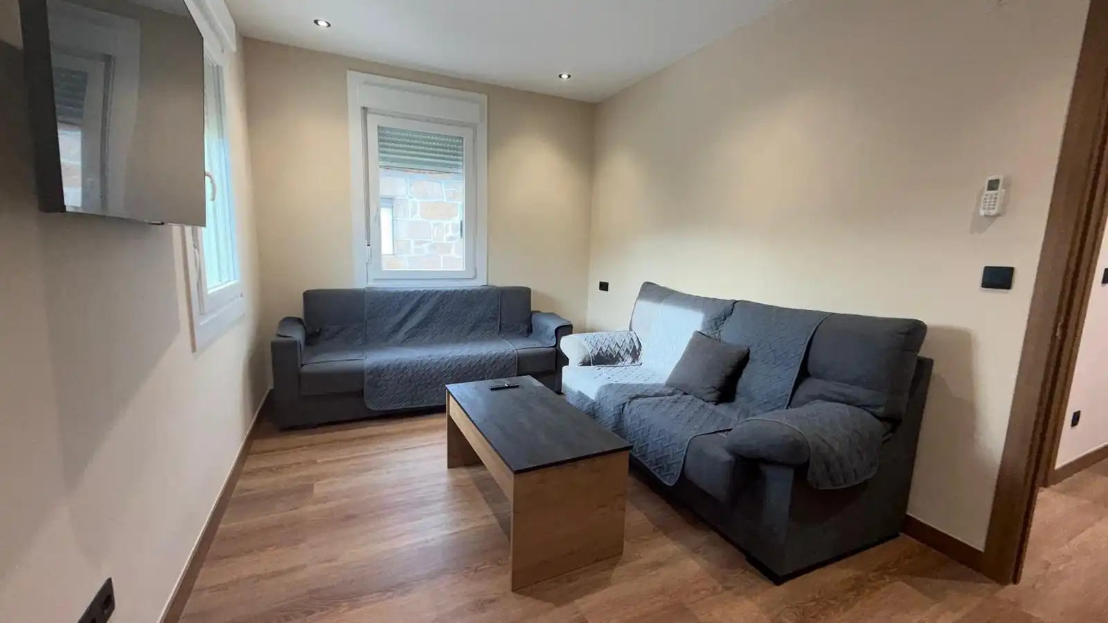 Haus mit Terrasse zur Miete in As Lagoas, imagen 9