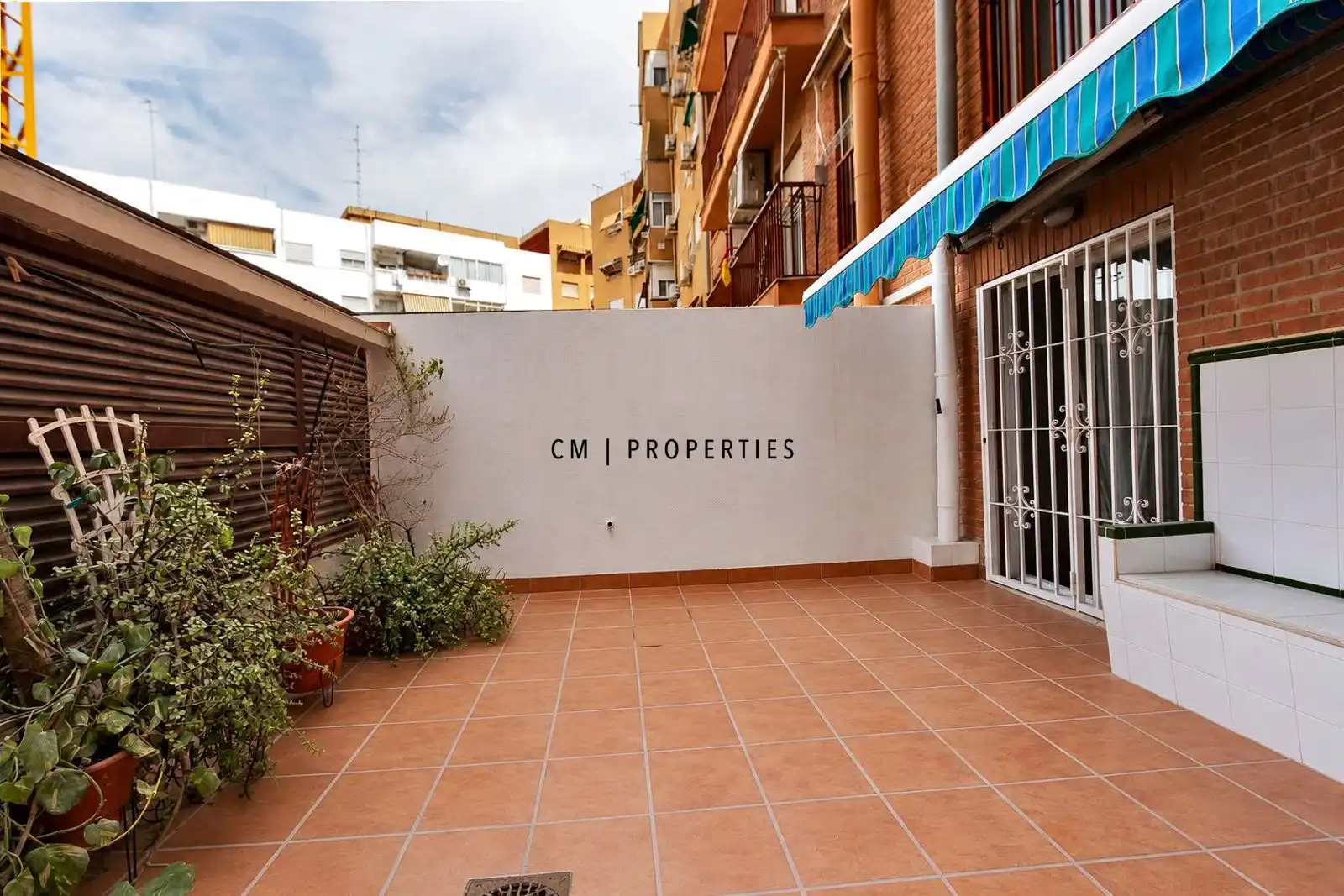 Vista exterior de Piso de alquiler en Valencia con Aire acondicionado, Calefacción y Terraza