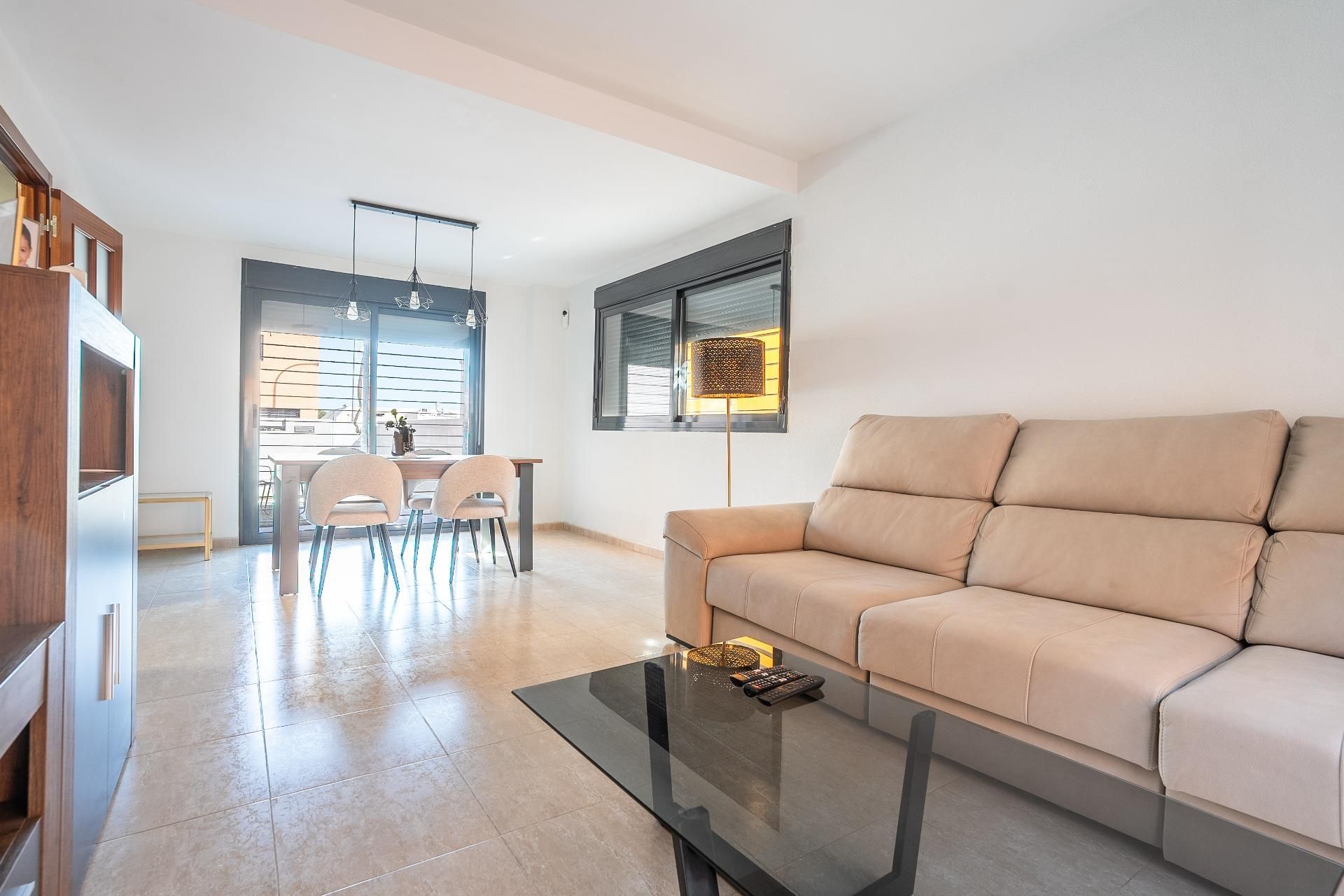 Casa adosada en venta