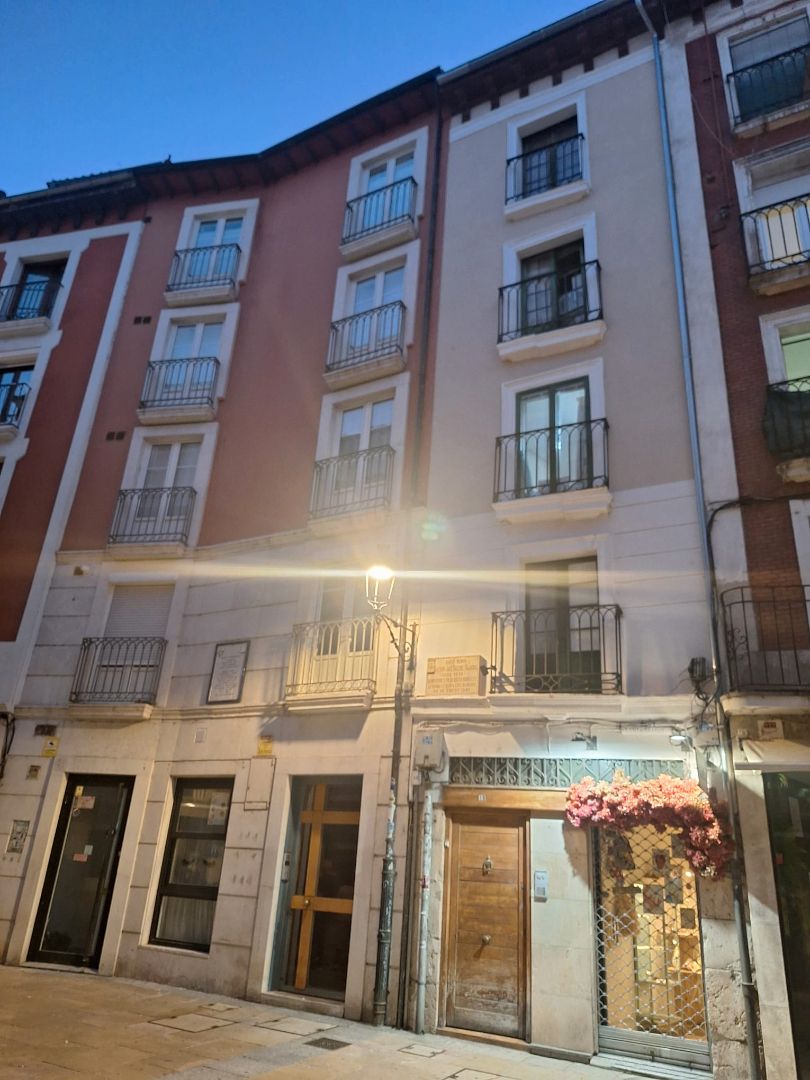 Exterior view of Apartment to rent in Burgos Capital  with Heating, Furnished and Oven