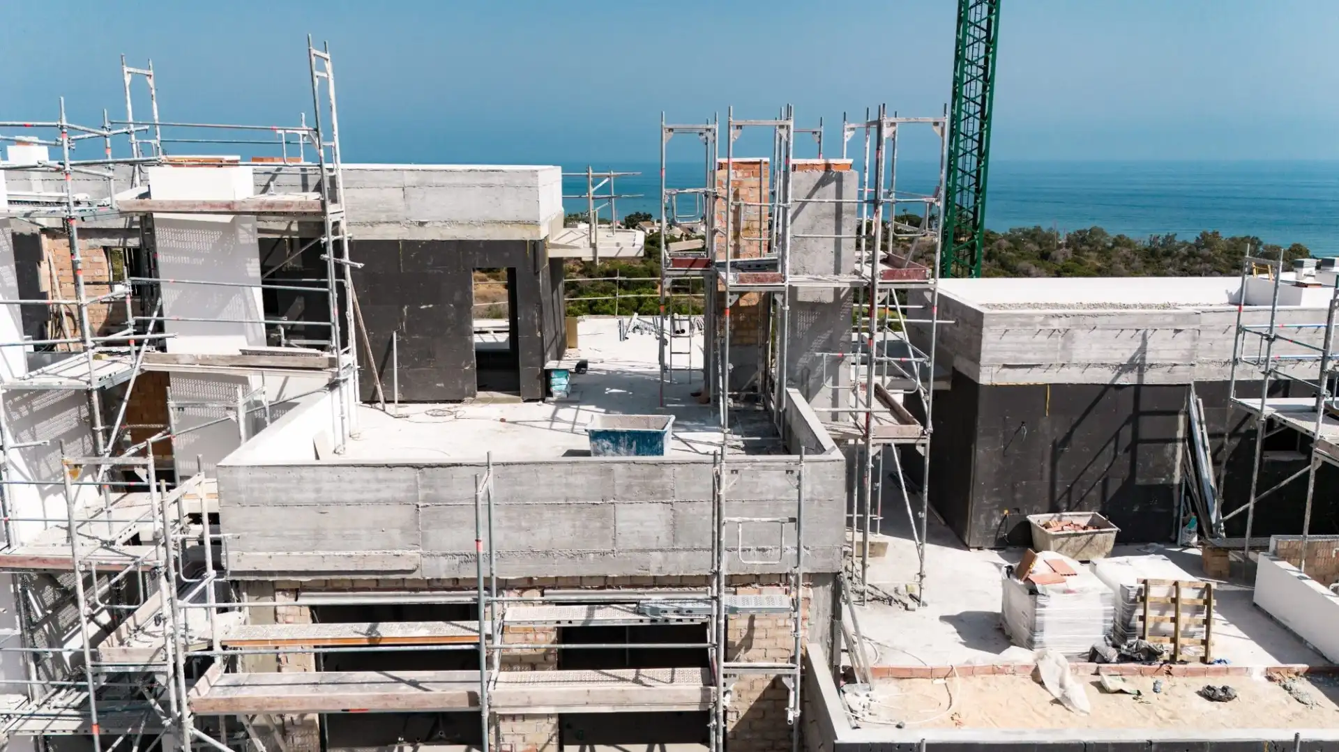 Vista exterior de Planta baja en venta en Marbella con Aire acondicionado, Calefacción y Jardín privado