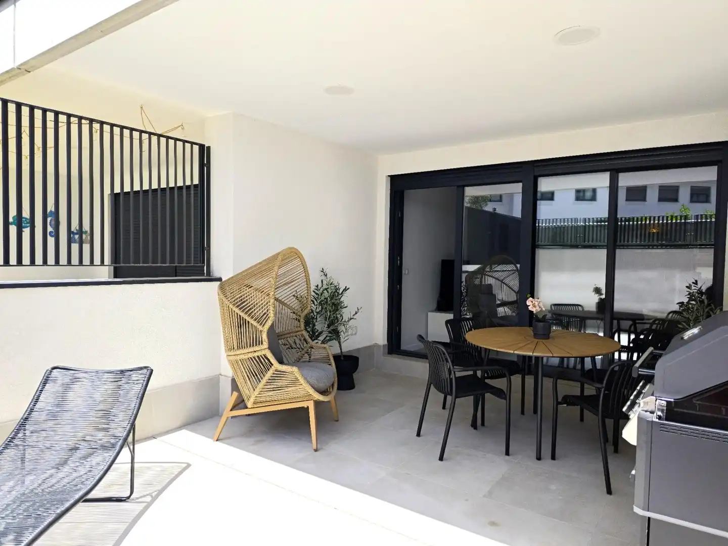 Terrace of Ground floor for rent in Orihuela  with Air Conditioner, Heating and Private garden
