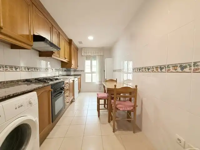 Flat with lift for sale in Oeste, imagen 19