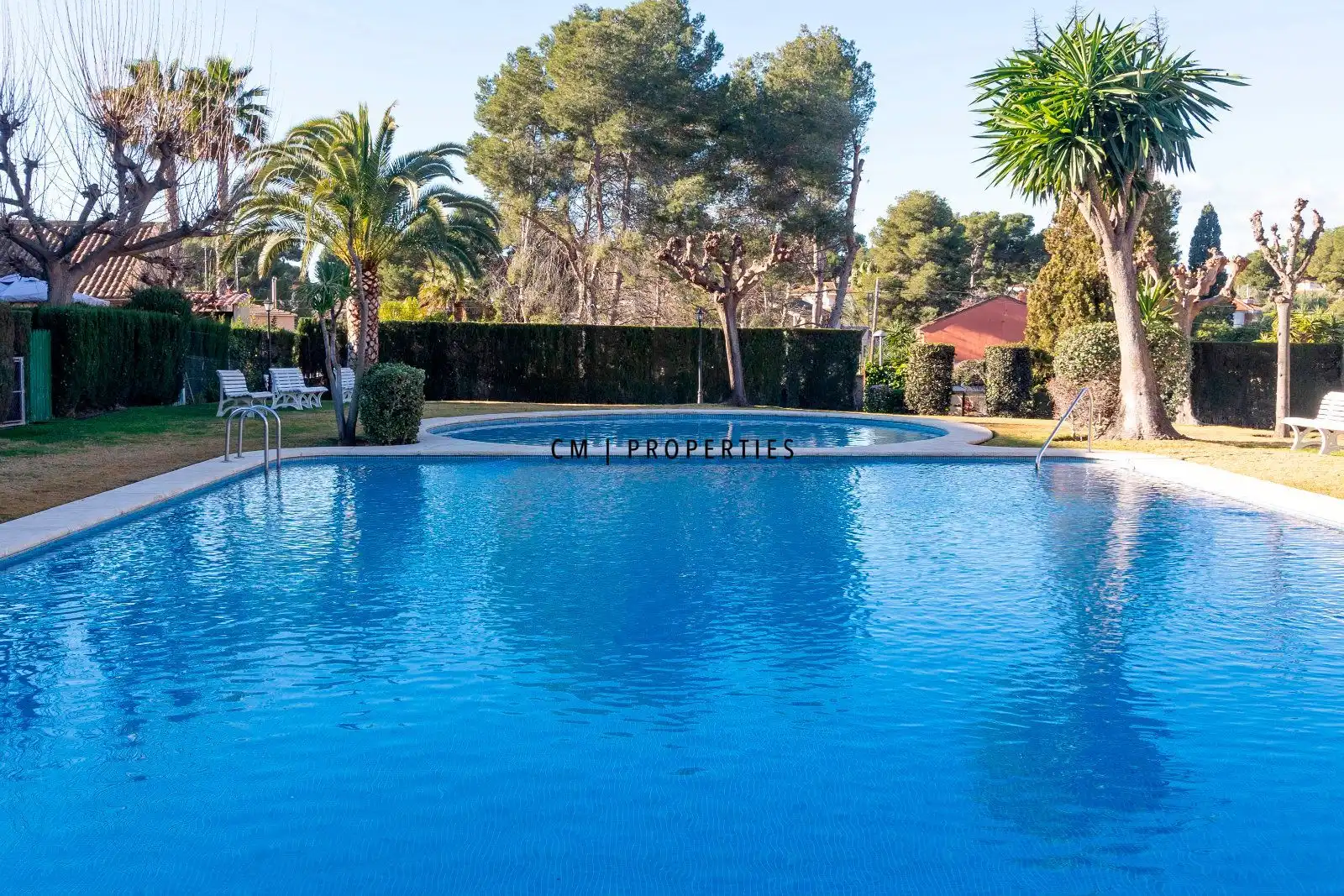 Piscina de Casa adosada de lloguer en Paterna amb Aire condicionat, Calefacció i Terrassa