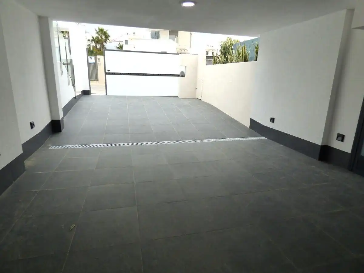 Villa mit Pool zum Verkauf in Bruselas, imagen 22