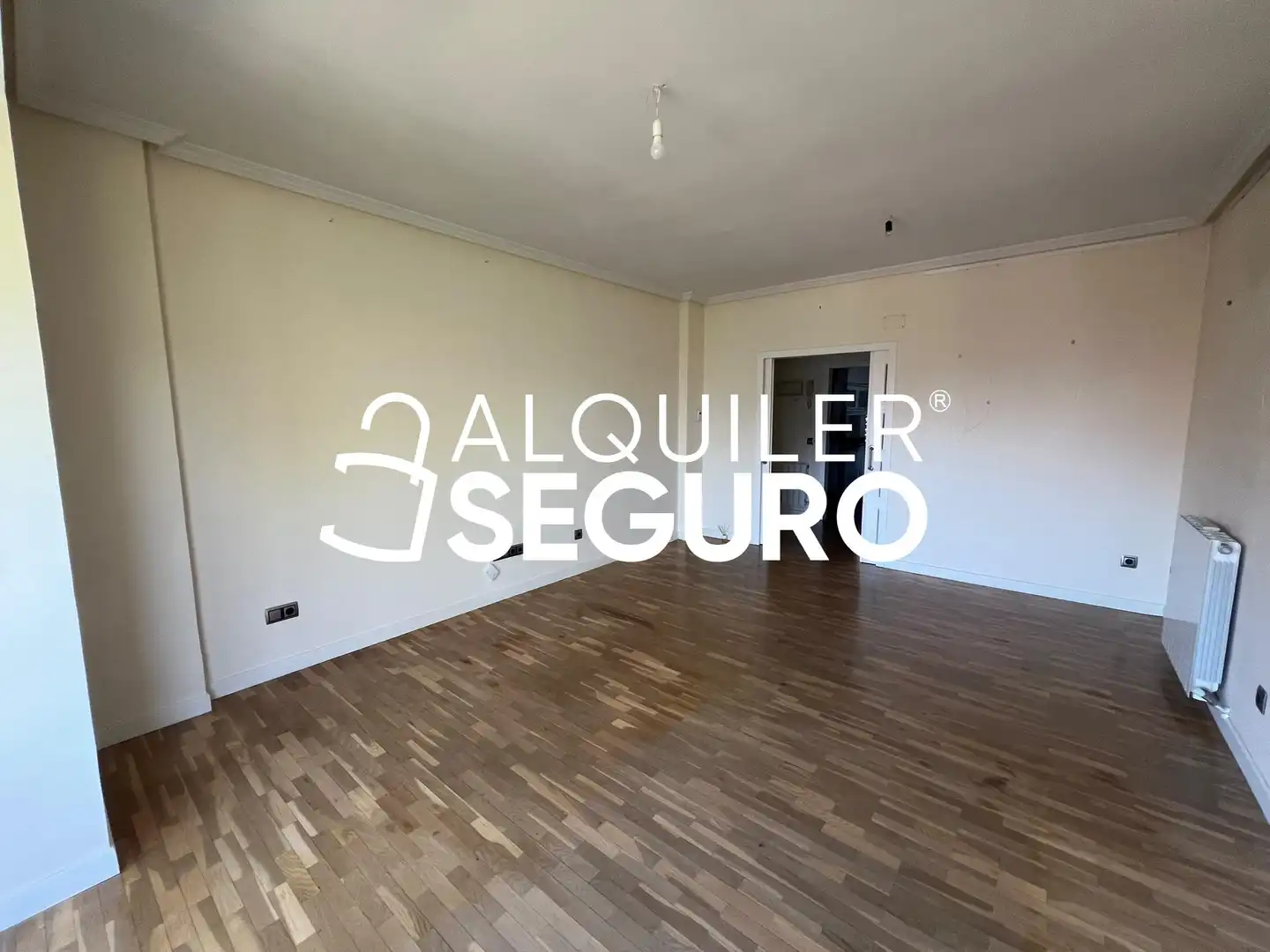 Bedroom of Flat for rent in Tres Cantos  with Air Conditioner and Heating