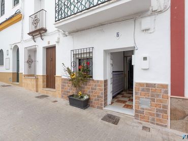 House with balcony for sale in Calle de Paco Cotto 2