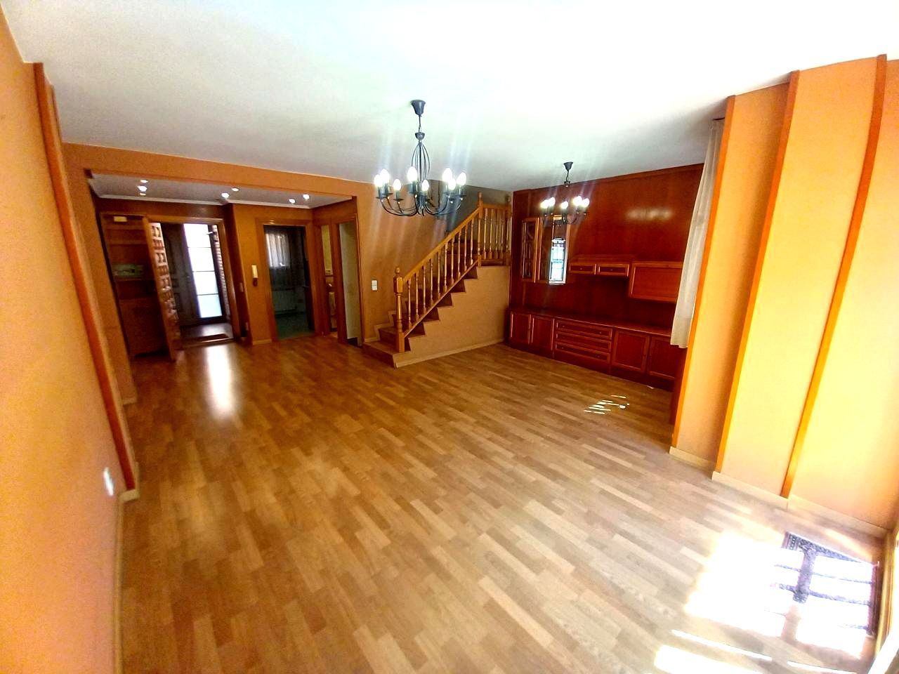 Single-family semi-detached for sale in  Zaragoza Capital  with Air Conditioner, Heating and Terrace