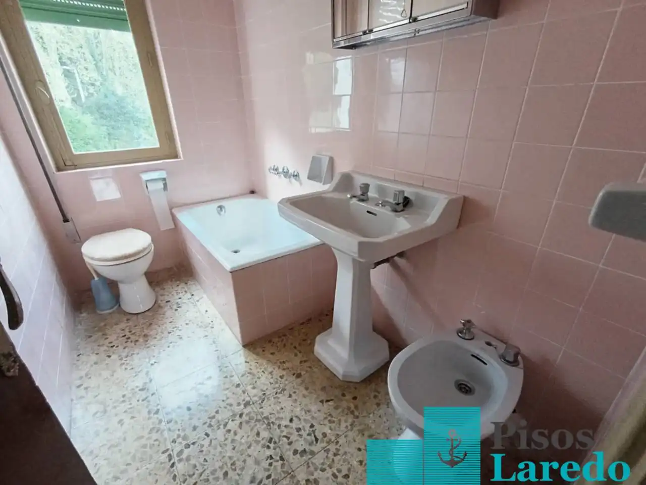 Baño de Casa o chalet en venta en Voto con Jardín privado, Terraza y Amueblado