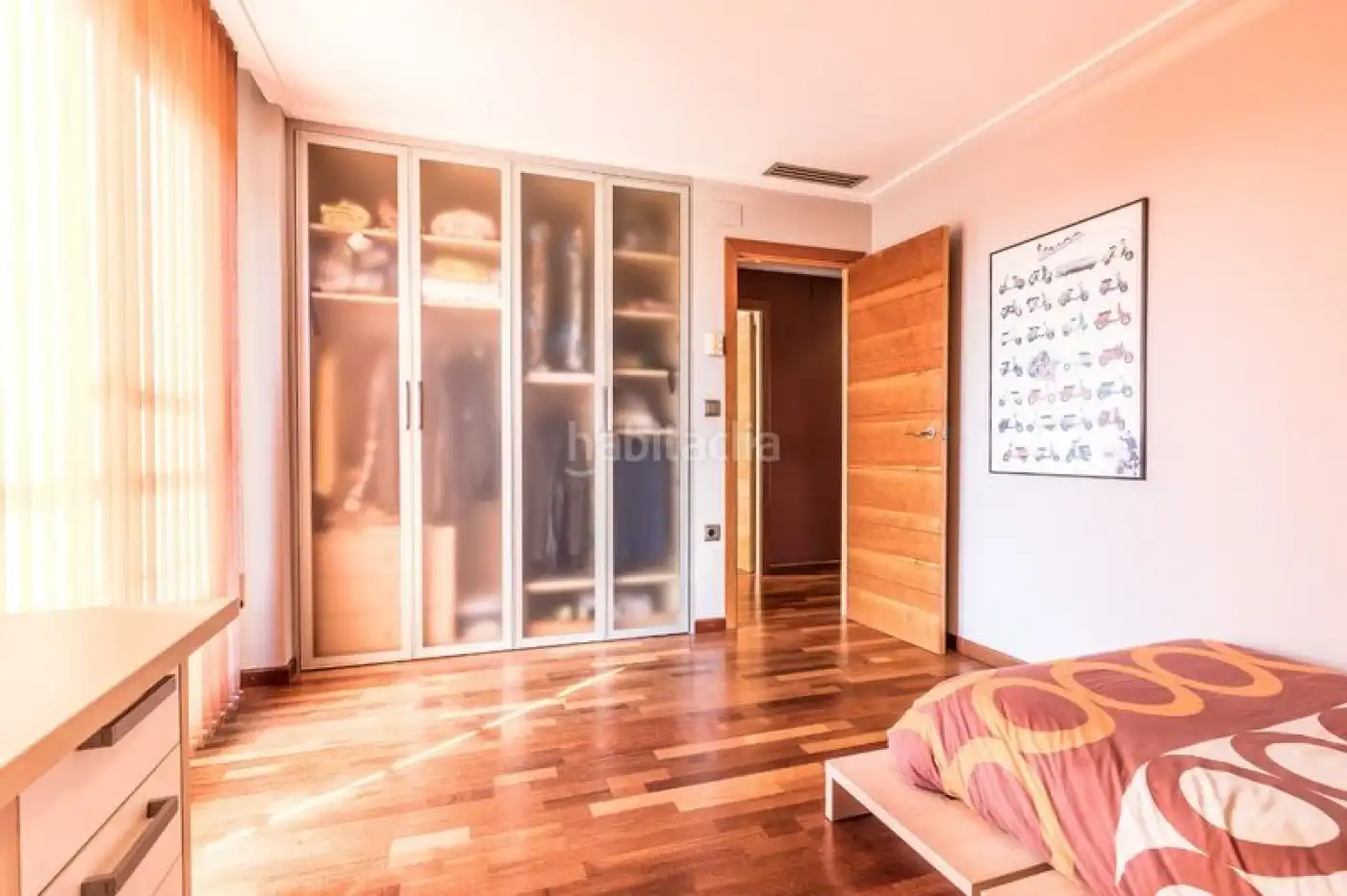 Bedroom of Houses for sale in L'Alcúdia  with Air Conditioner, Private garden and Parquet flooring