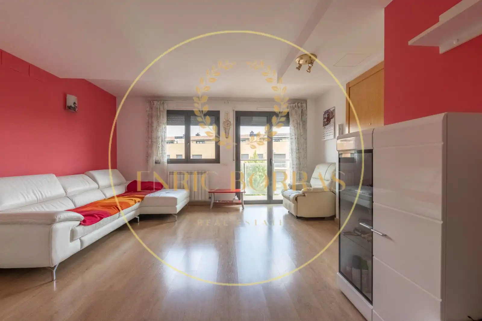 Sala de estar de Dúplex en venta en Gironella con Aire acondicionado, Calefacción y Jardín privado