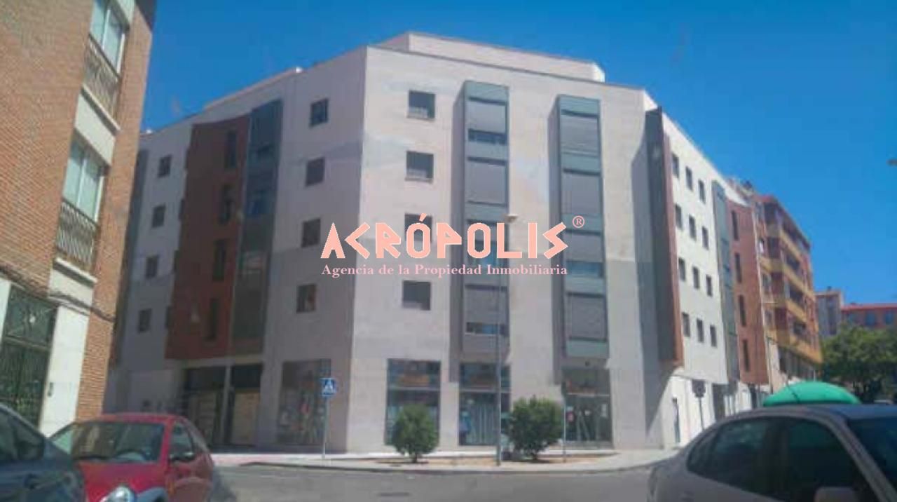 Exterior view of Garage for sale in Zamora Capital 