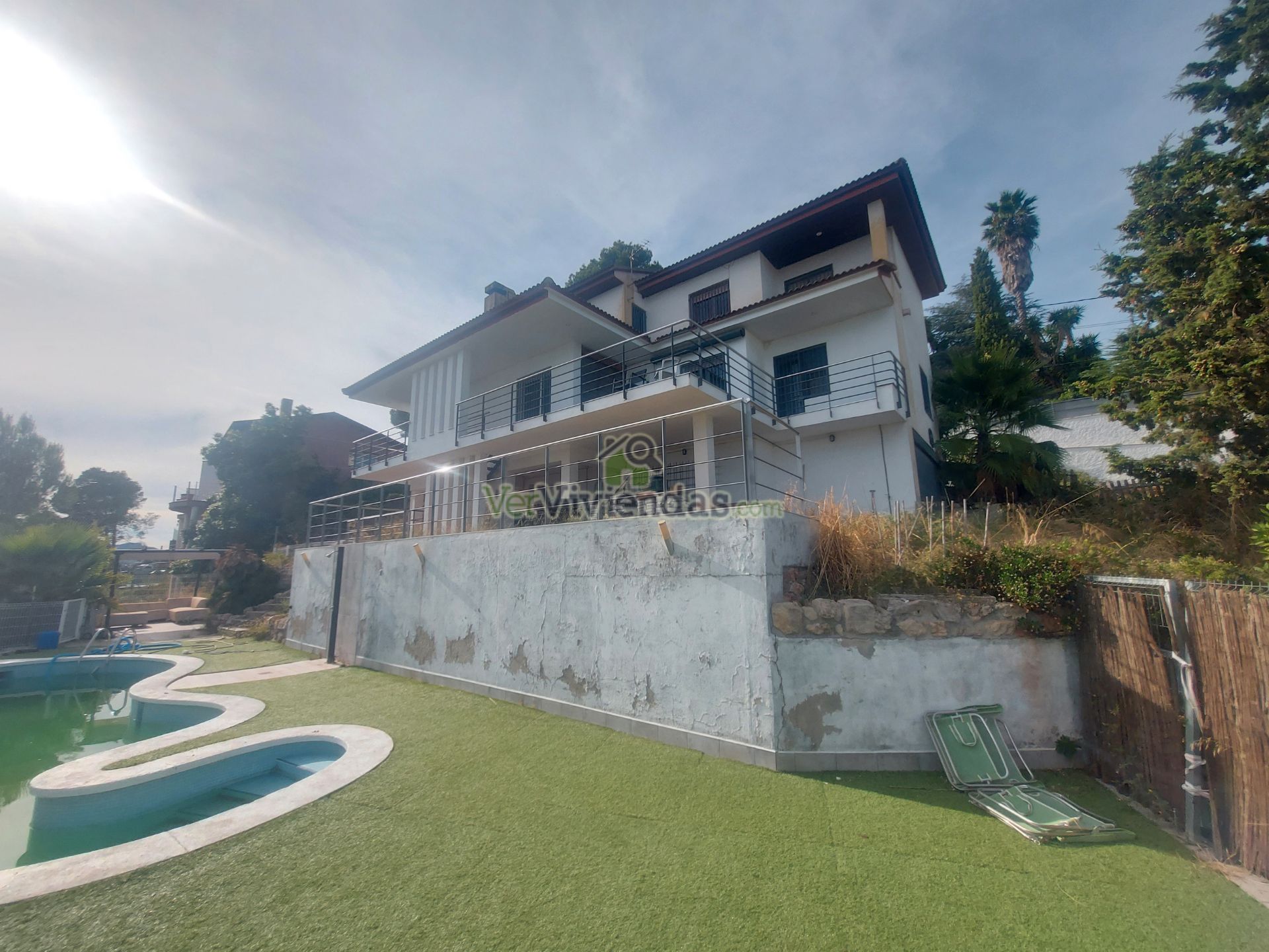 Exterior view of House or chalet for sale in Pallejà  with Heating, Private garden and Parquet flooring