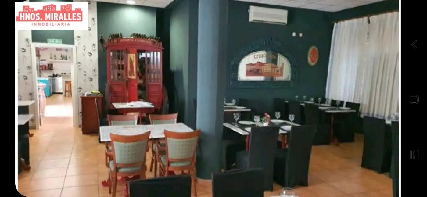 Commercial properties for rent in Santa Pola  with Air Conditioner, Terrace and Furnished