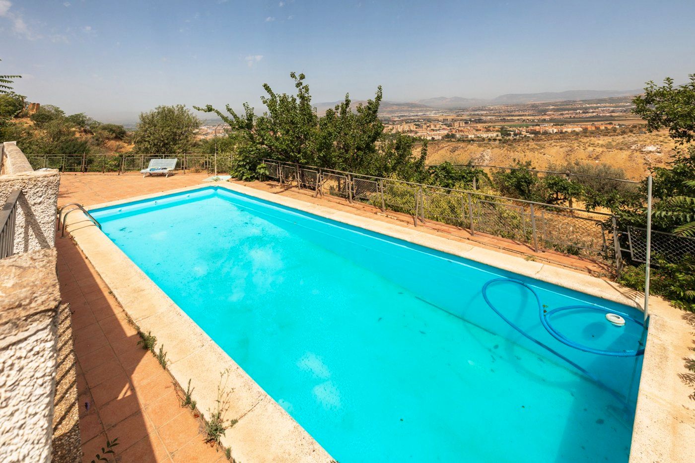 Swimming pool of House or chalet for sale in  Granada Capital  with Terrace and Swimming Pool