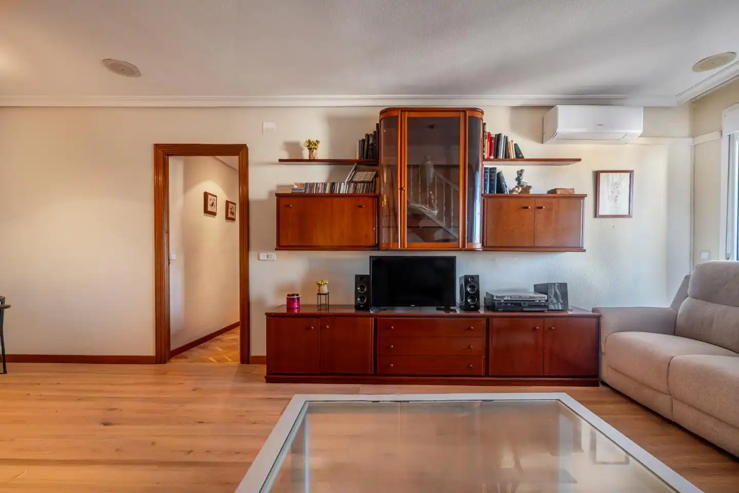 Wohnzimmer von Wohnung zum Verkauf in Ávila mit Klimaanlage, Parkett und Terrasse
