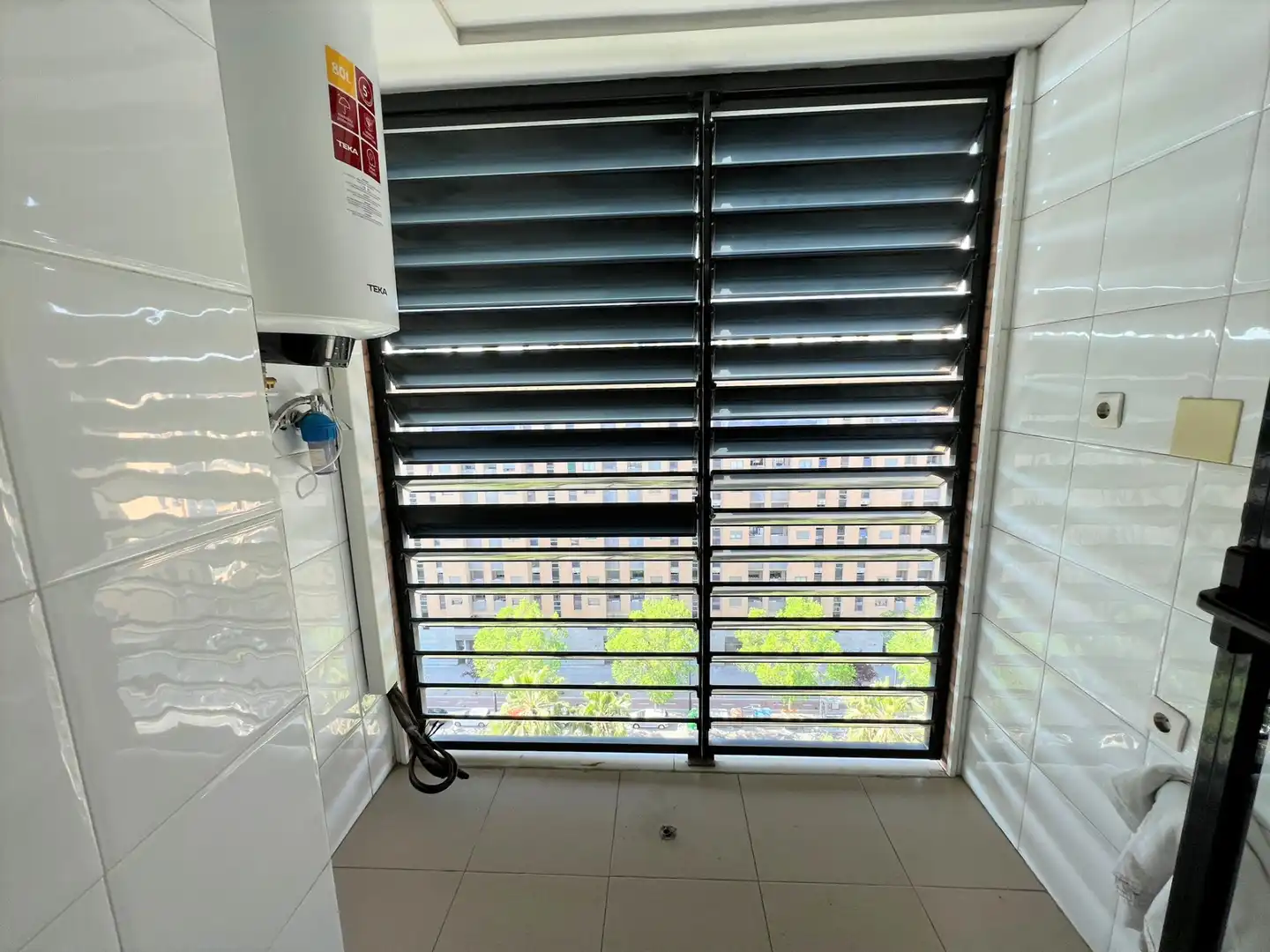 Balcony of Flat for rent in Valencia  with Air Conditioner, Oven and Washing machine
