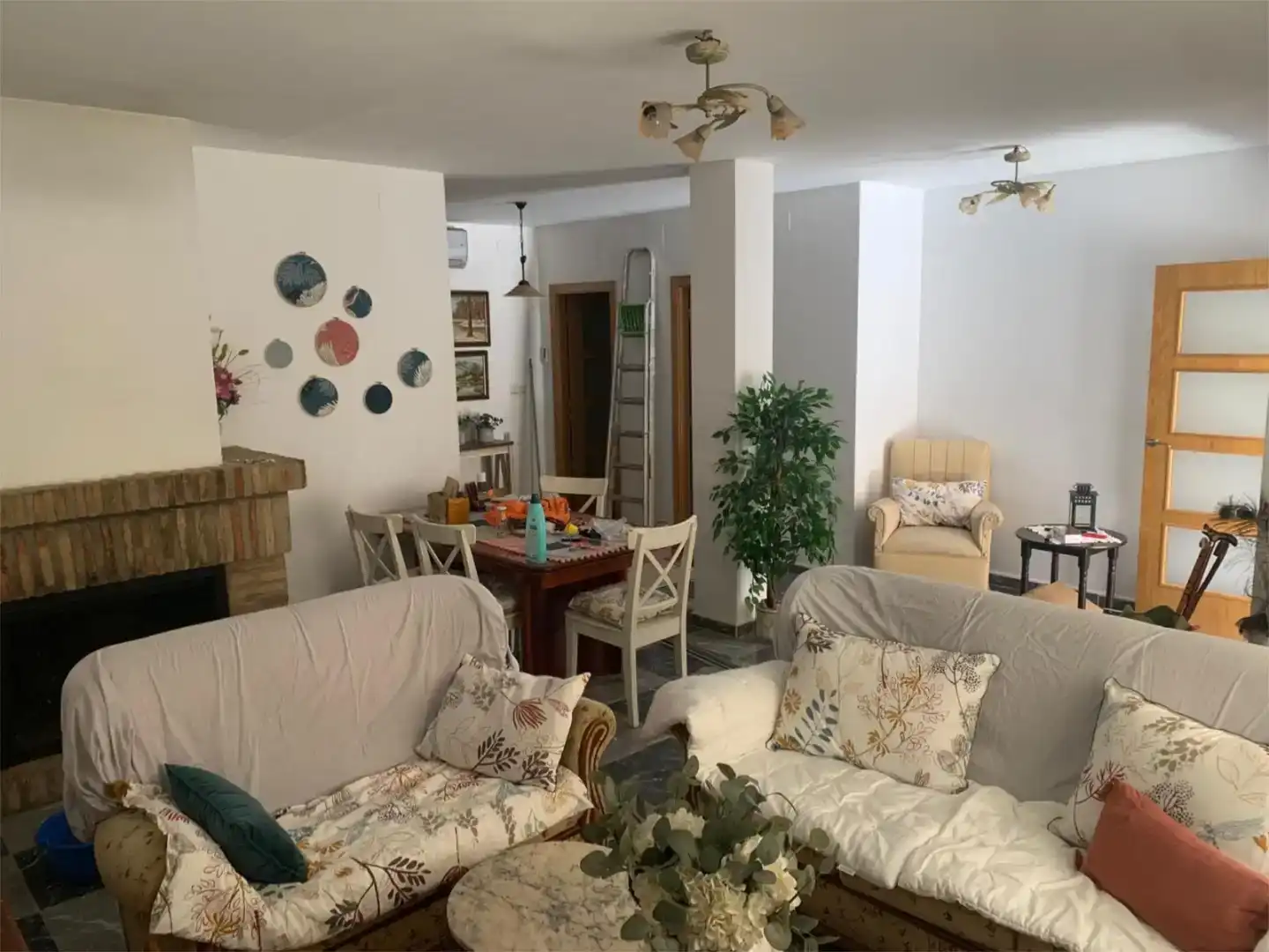 Sala d'estar de Dúplex en venda en Pétrola amb Aire condicionat, Traster i Moblat