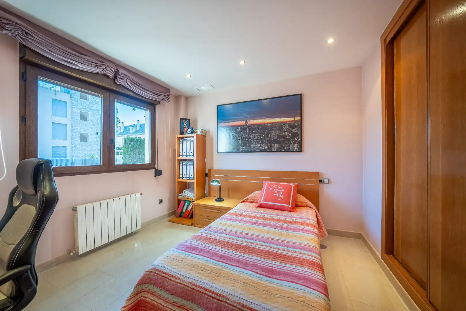 Habitación de Casa o chalet en venta en Torrevieja con Aire acondicionado, Calefacción y Jardín privado