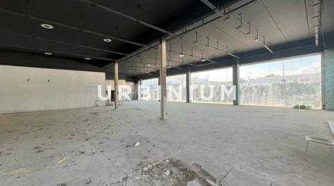 Foto 2 von Fabrikhallen zur Miete in Barri dels Escriptors, Salt