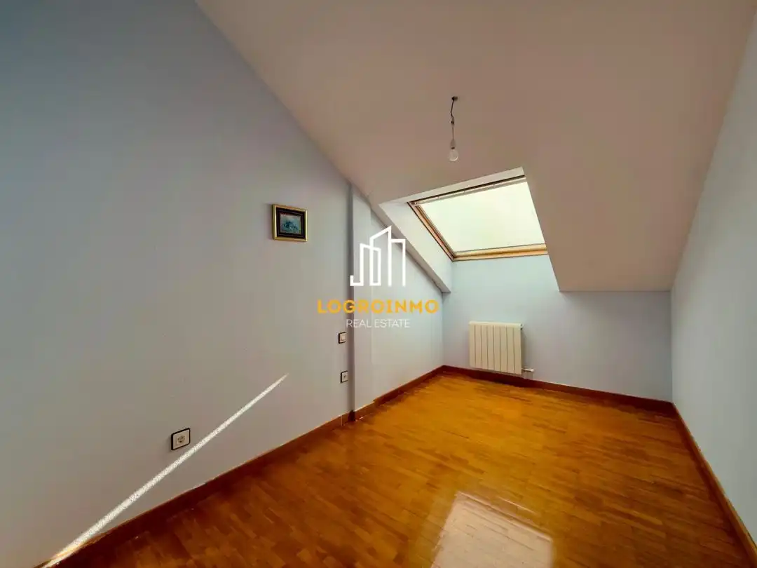 Habitación de Piso en venta en Villamediana de Iregua con Calefacción y Amueblado