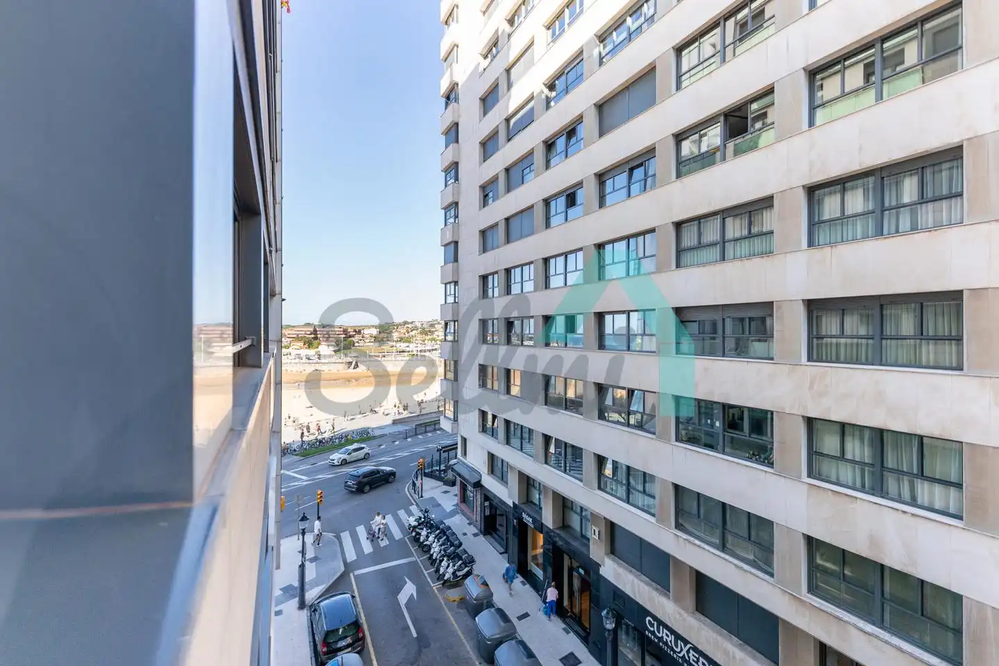 Vista exterior de Piso de alquiler en Gijón  con Calefacción, Parquet y Amueblado